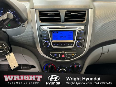 Used 2014 Hyundai Accent GLS image 23