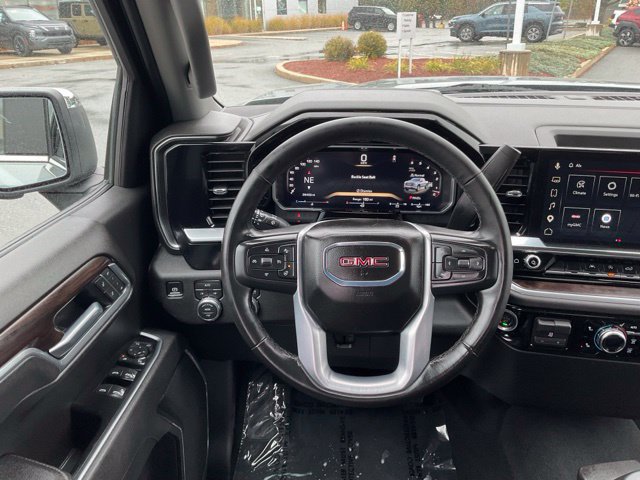 Used 2026 GMC Sierra 1500 SLT AWD/4WD image 15