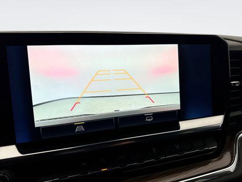 Used 2024 Chevrolet Silverado 1500 LT image 15