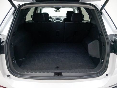 Used 2024 Chevrolet Equinox LT AWD/4WD image 13