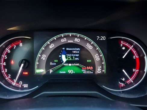 Certified 2024 Toyota RAV4 LE AWD/4WD image 14