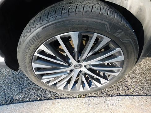 Used 2024 Lexus RX 350 Premium w/ Accessory Package (Z1) image 8