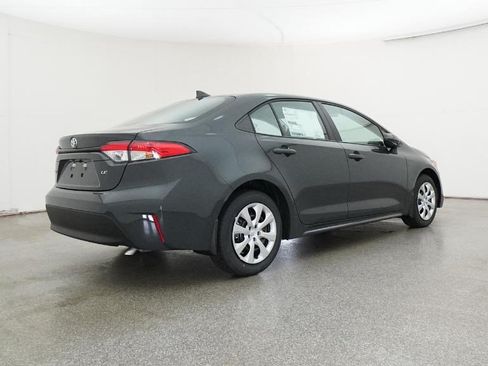 Used 2026 Toyota Corolla LE FWD image 28