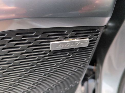 Used 2025 Buick Enclave Sport Touring FWD image 16