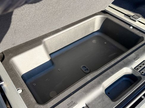 Used 2018 Jeep Wrangler Unlimited Rubicon w/ Steel Bumper Group image 14