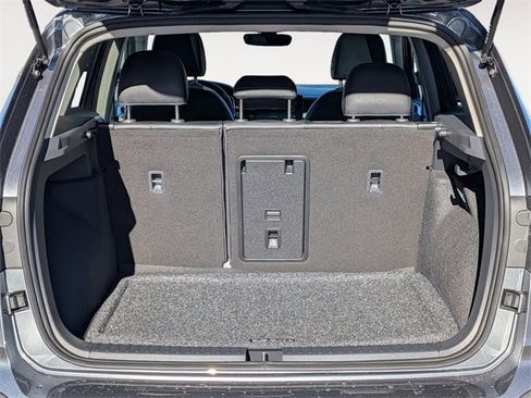 New 2026 Volkswagen Taos SE image 28
