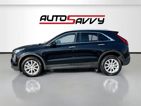 Used 2023 Cadillac XT4 Luxury w/ Cold Weather Package image 4