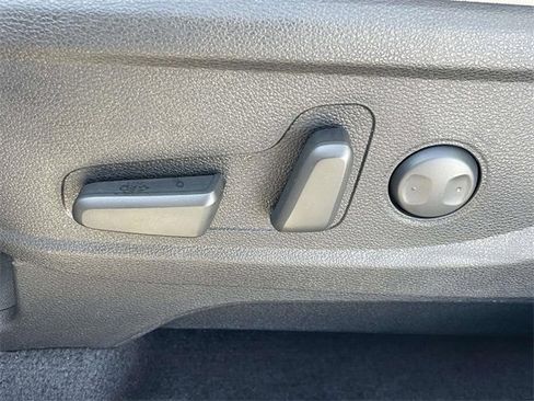 New 2025 Kia Telluride S image 31