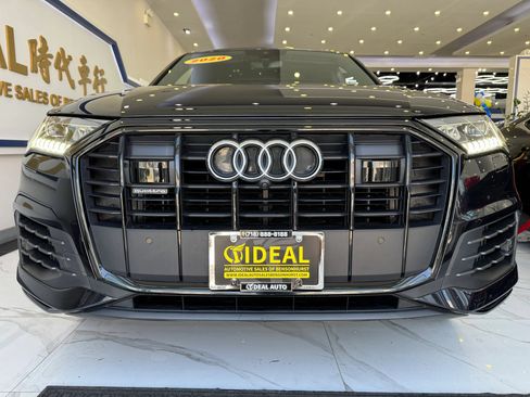 Used 2020 Audi Q7 3.0T Prestige AWD/4WD image 3