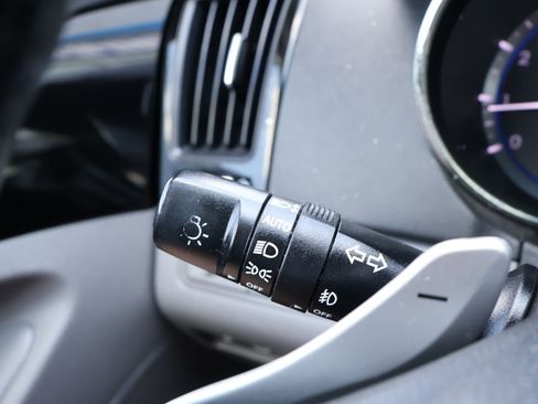 Used 2011 Hyundai Sonata Limited FWD image 14