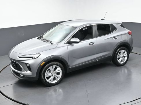 Used 2024 Buick Encore GX Preferred FWD image 41