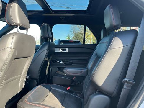 Used 2022 Ford Explorer ST-Line w/ Class IV Trailer Tow Package RWD image 21