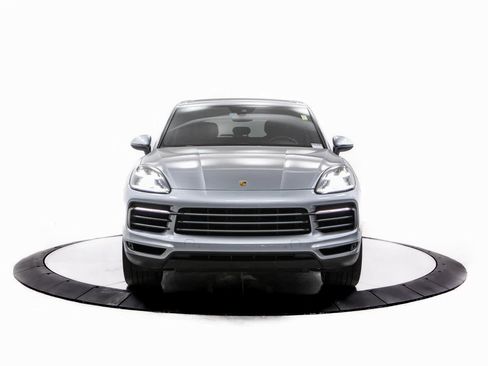 Certified 2022 Porsche Cayenne S image 10