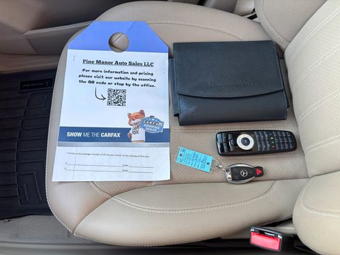 Used 2013 Mercedes-Benz GL 450 4MATIC w/ Premium 1 Pkg image 28