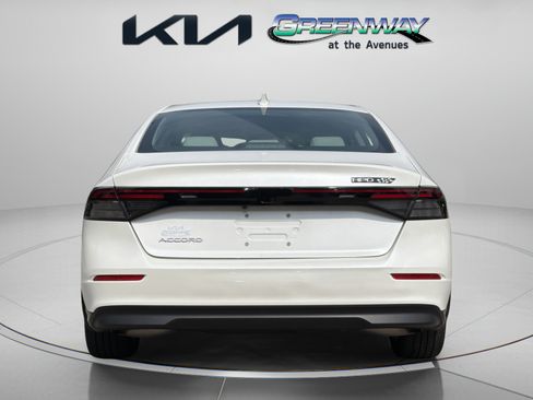 Used 2024 Honda Accord LX image 5