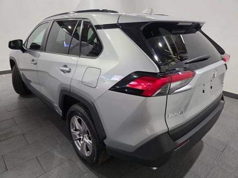 Used 2025 Toyota RAV4 XLE image 3