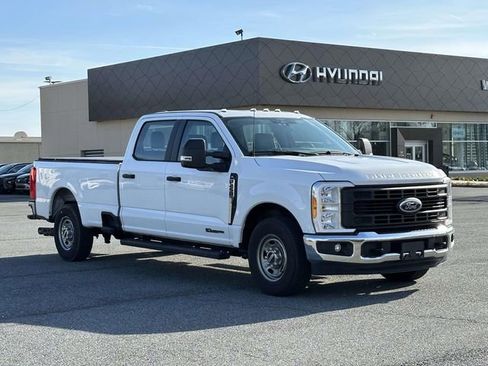 Used 2023 Ford F250 XL w/ XL Chrome Package image 6