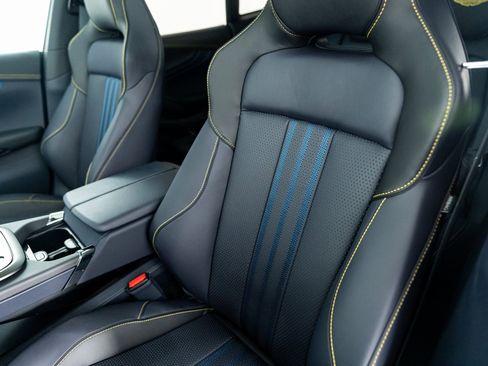 Used 2025 Aston Martin DBX 707 image 19