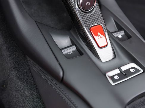 Certified 2023 Ferrari 812 GTS RWD image 30