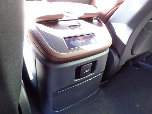 New 2025 Lincoln Navigator L Reserve AWD/4WD image 25