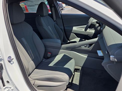 New 2026 Hyundai Elantra Sport FWD image 15