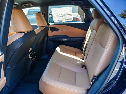 New 2026 Lexus RX 350 AWD image 17