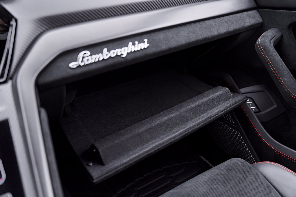 Used 2023 Lamborghini Urus Performante AWD/4WD image 91