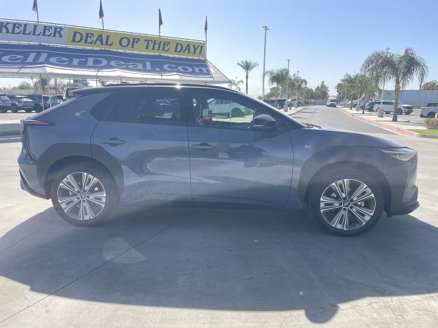 Used 2023 Subaru Solterra AWD image 9