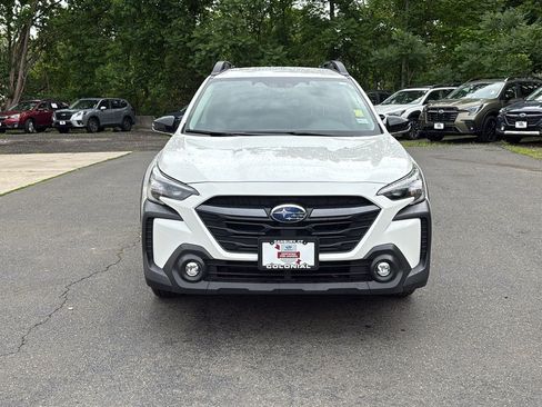Certified 2025 Subaru Outback Premium AWD/4WD image 5