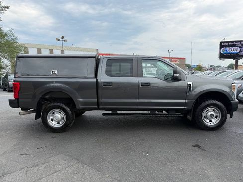 Used 2018 Ford F350 XL AWD/4WD image 4