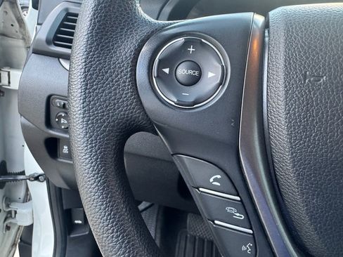 Certified 2017 Honda Pilot LX image 14