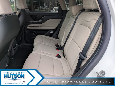 New 2025 Lincoln Corsair Grand Touring image 14