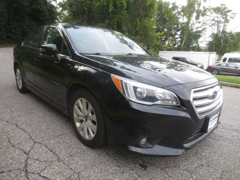 Used 2016 Subaru Legacy 2.5i Premium AWD/4WD image 2