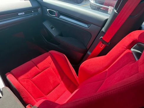 Used 2023 Honda Civic Type R image 19