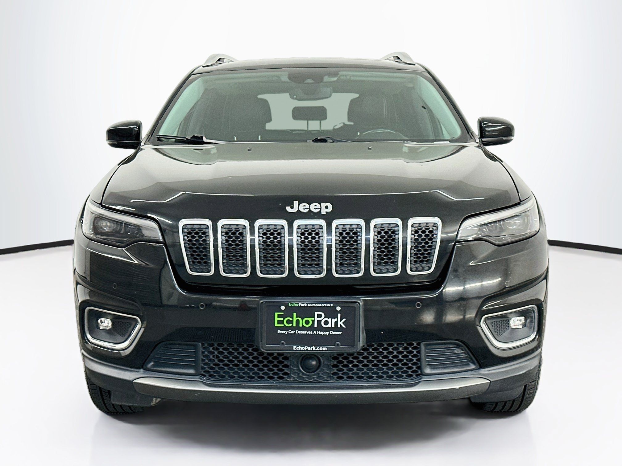 Used 2019 Jeep Cherokee Limited w/ Technology Group AWD/4WD image 2