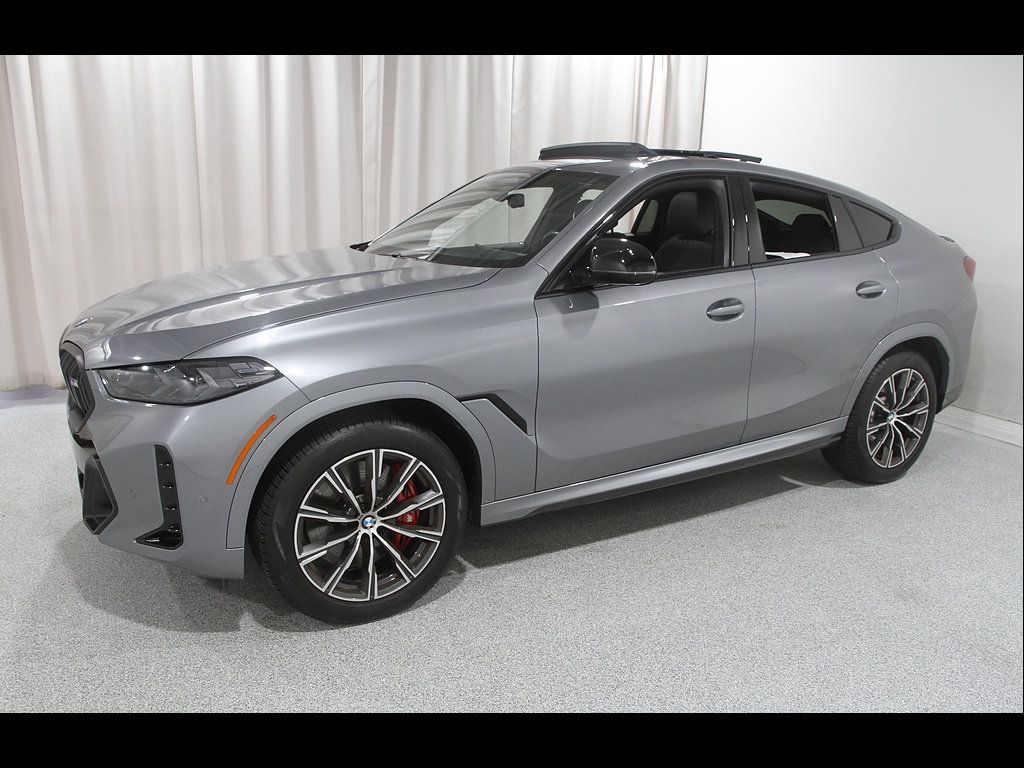 Used 2024 BMW X6 M60i w/ Climate Comfort Package AWD/4WD image 3