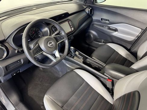 Used 2022 Nissan Kicks SR w/ Premium Package image 25
