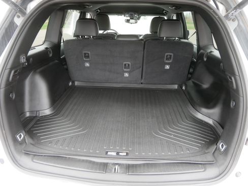 Used 2024 Jeep Grand Cherokee Limited w/ Trailer Tow Package AWD/4WD image 18