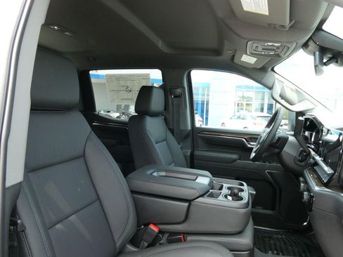New 2026 Chevrolet Silverado 1500 LT w/ Leather Package AWD/4WD image 9