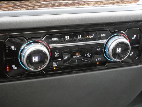 Used 2022 GMC Sierra 1500 Elevation w/ LPO, Elevation Black Package image 24