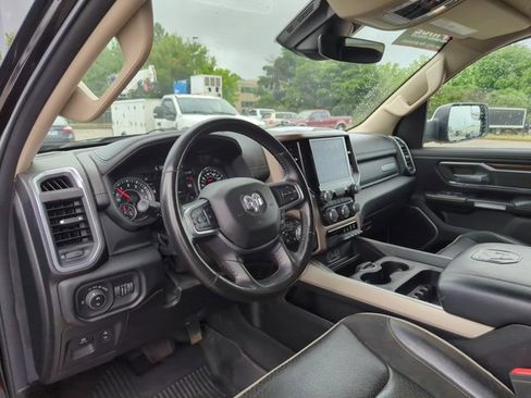 Used 2021 RAM 1500 Laramie AWD/4WD image 10