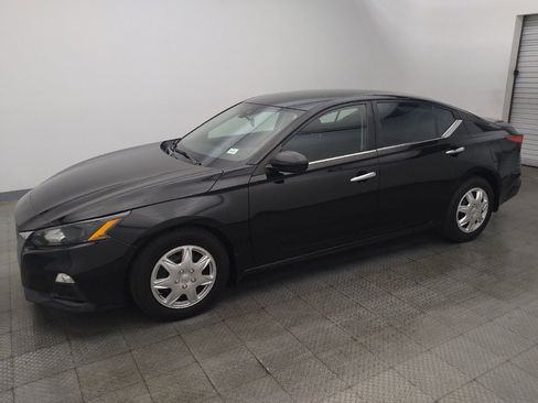 Used 2022 Nissan Altima 2.5 S FWD image 2