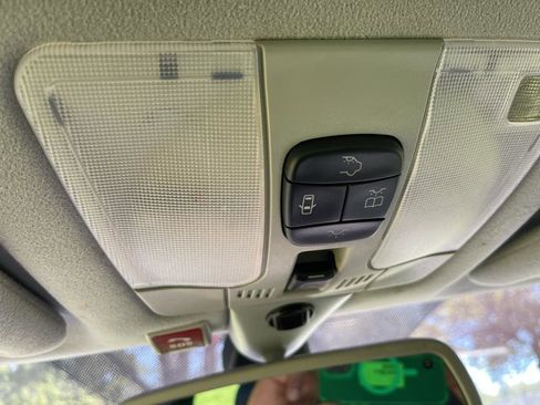 Used 2002 Mercedes-Benz E 320 4MATIC Wagon image 21