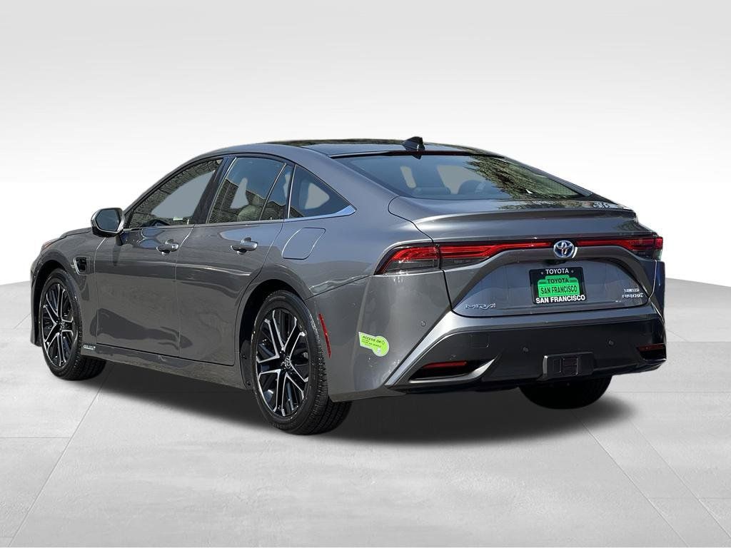 Certified 2022 Toyota Mirai w/ Toyota Teammate Package RWD image 3