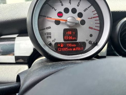 Used 2009 MINI Cooper Clubman Hardtop FWD image 12
