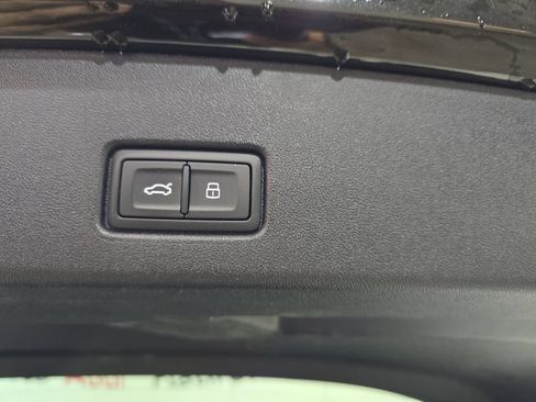 Used 2024 Audi Q4 e-tron Premium Plus w/ Premium Plus AWD/4WD image 16
