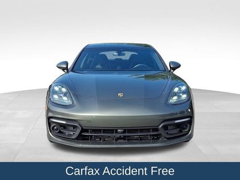 Used 2023 Porsche Panamera RWD image 3