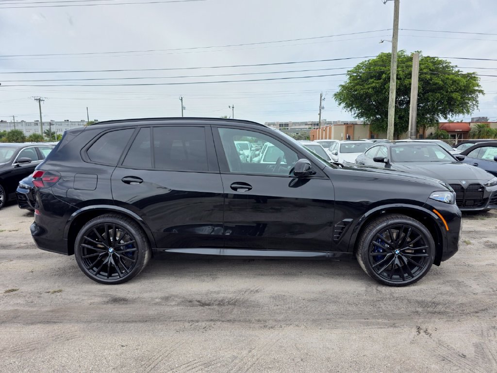 New 2026 BMW X5 M60i AWD/4WD image 3