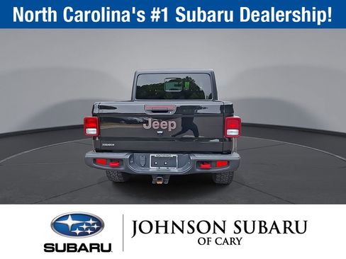 Used 2022 Jeep Gladiator Rubicon w/ Cold Weather Group AWD/4WD image 8