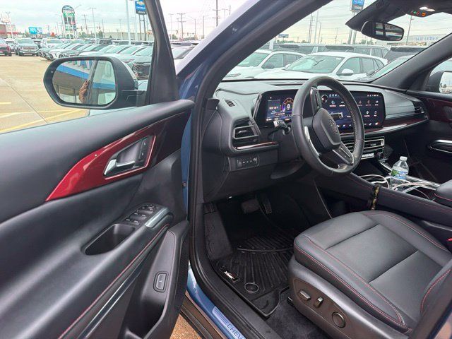 Used 2025 Chevrolet Traverse Z71 AWD/4WD image 6
